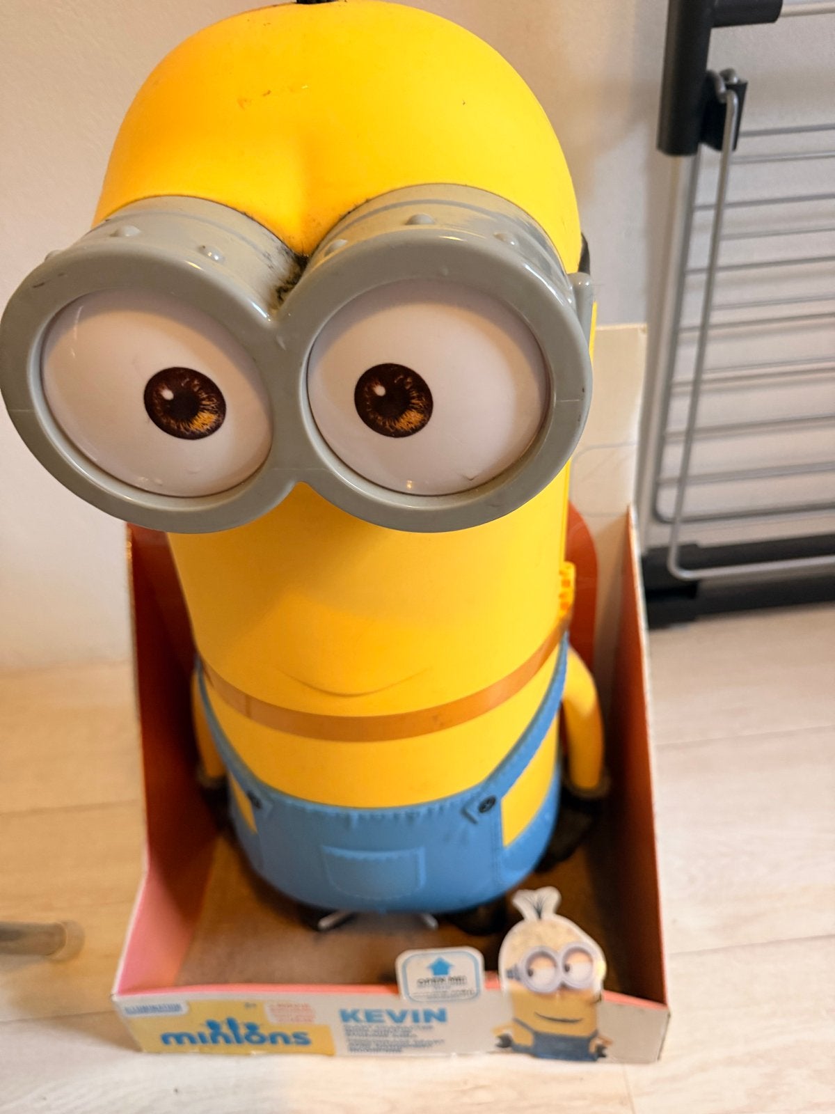 Minions Kevin Giant Character met opbergruimte, Ophalen of Verzenden, Zo goed als nieuw