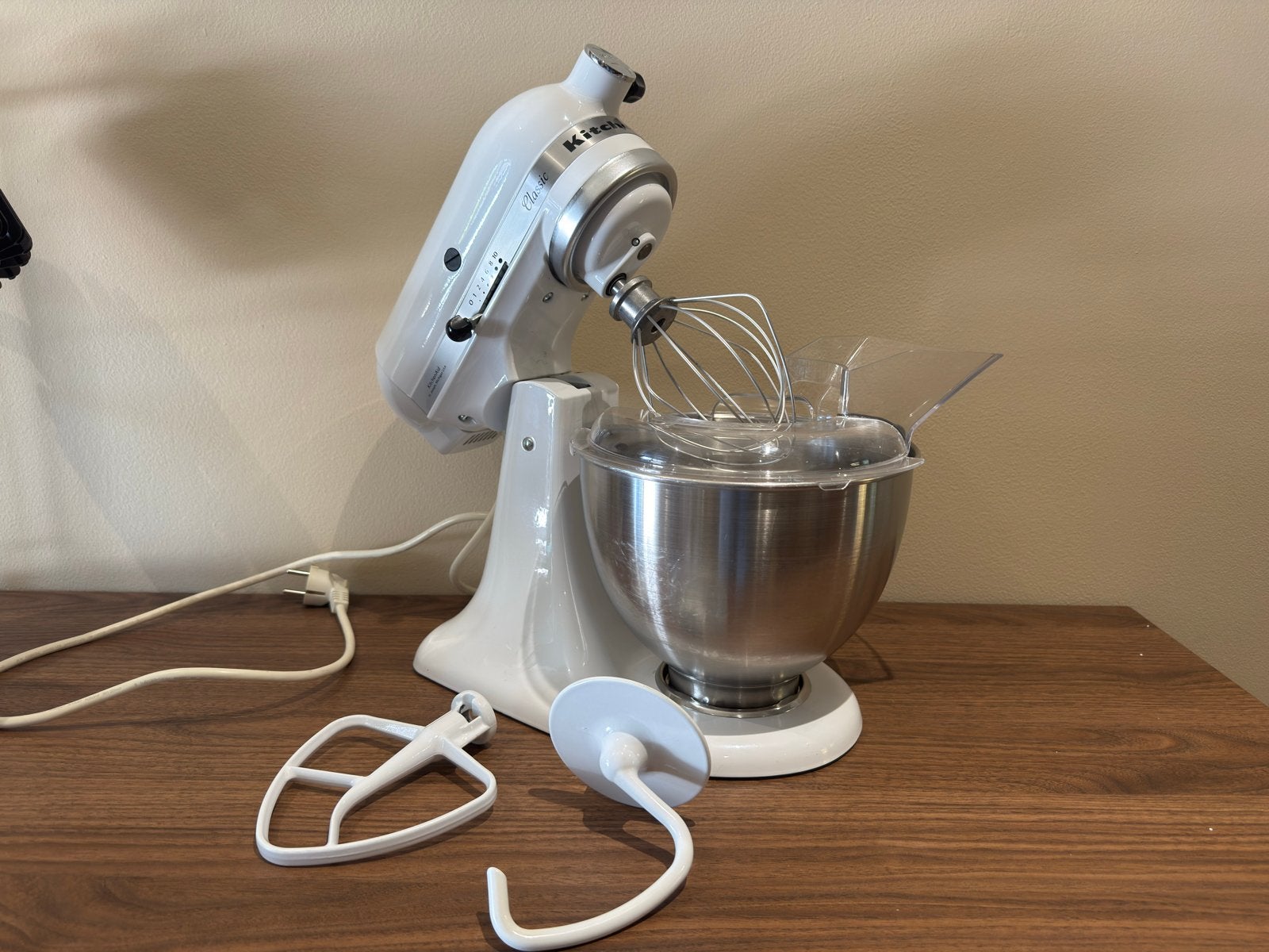 KitchenAid Classic Keukenmixer - Wit, Ophalen of Verzenden, Zo goed als nieuw, Vaatwasserbestendig, 3 snelheden of meer