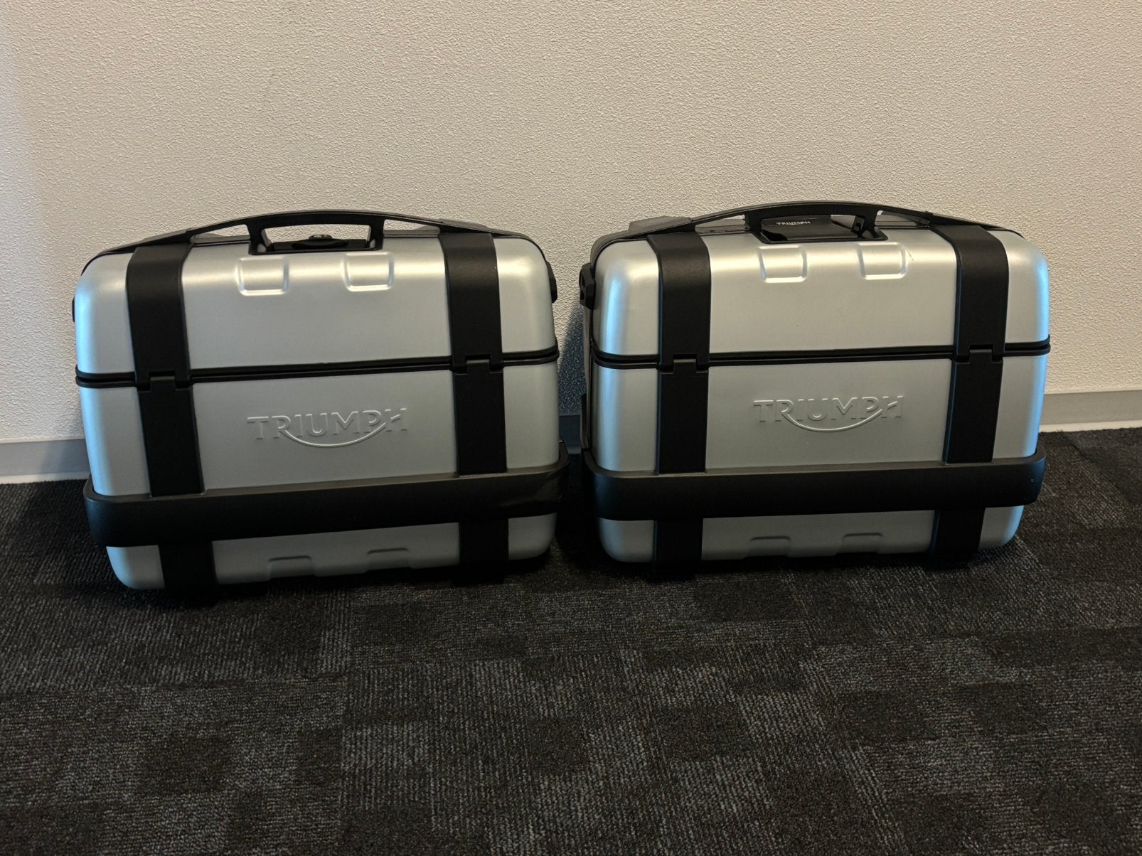 Kofferset Triumph ( Givi Monokey systeem ) universeel, Ophalen of Verzenden, Gebruikt
