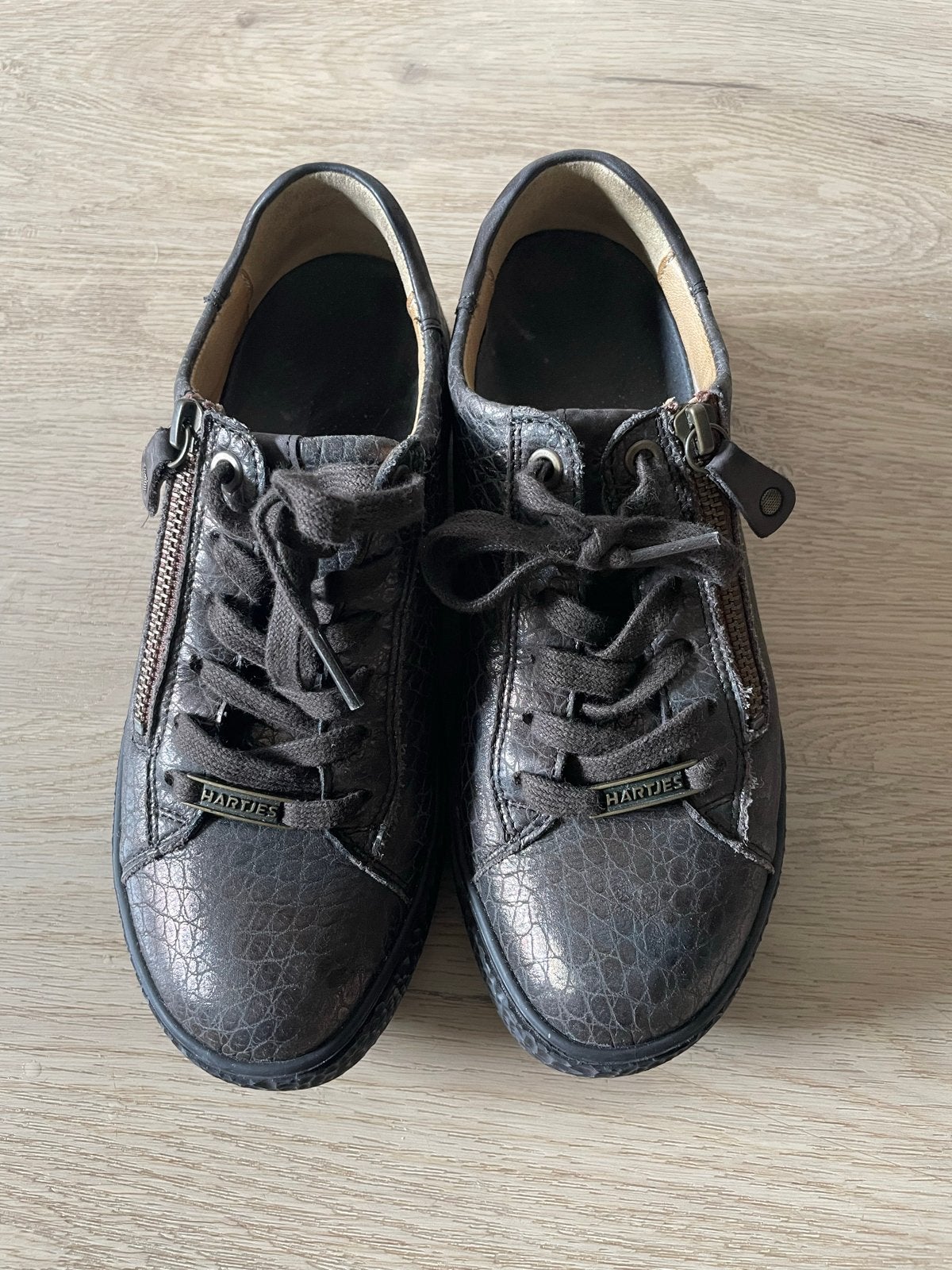 Hartjes sneakers, maat 36,5, Ophalen, Zo goed als nieuw, Overige kleuren, Sneakers of Gympen