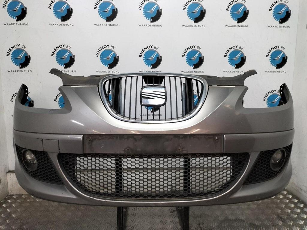 SEAT ALTEA 1.6I 16V 75KW STYLE VOORBUMPER 2007, Gebruikt, Voor, Ophalen of Verzenden, Stiba lid