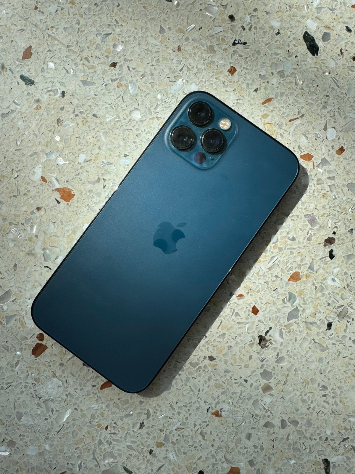 Iphone 12 pro 256 GB batterijconditie 77%