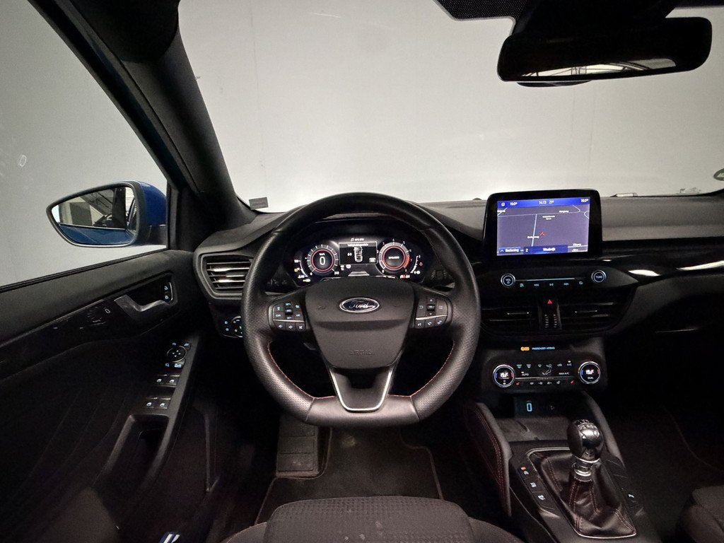 Ford FOCUS Wagon 1.0 EB Hybrid ST-Line X 155pk|Pano|Led|Adap, Auto's, Ford, Stof, Zwart, 19 km/l, 3 cilinders