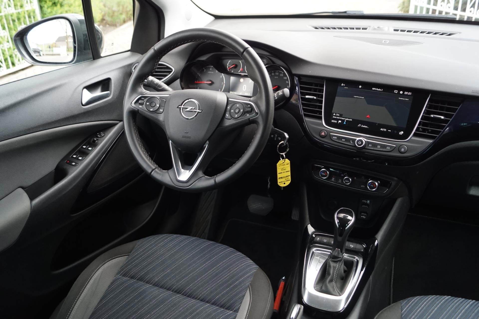 Opel Crossland X 1.2 Turbo 120 Jaar Edition Autom Navi Camer, Auto's, Gebruikt, Origineel Nederlands, Bedrijf, 600 kg