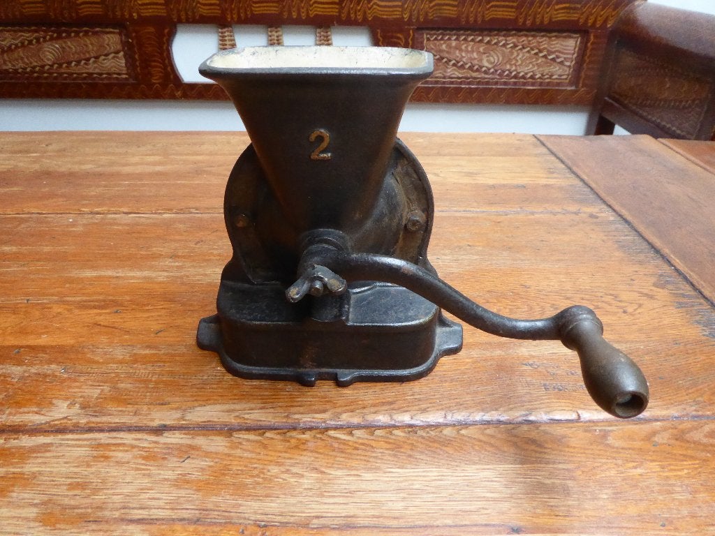 Antieke koffiemolen, Antiek en Kunst, Ophalen of Verzenden