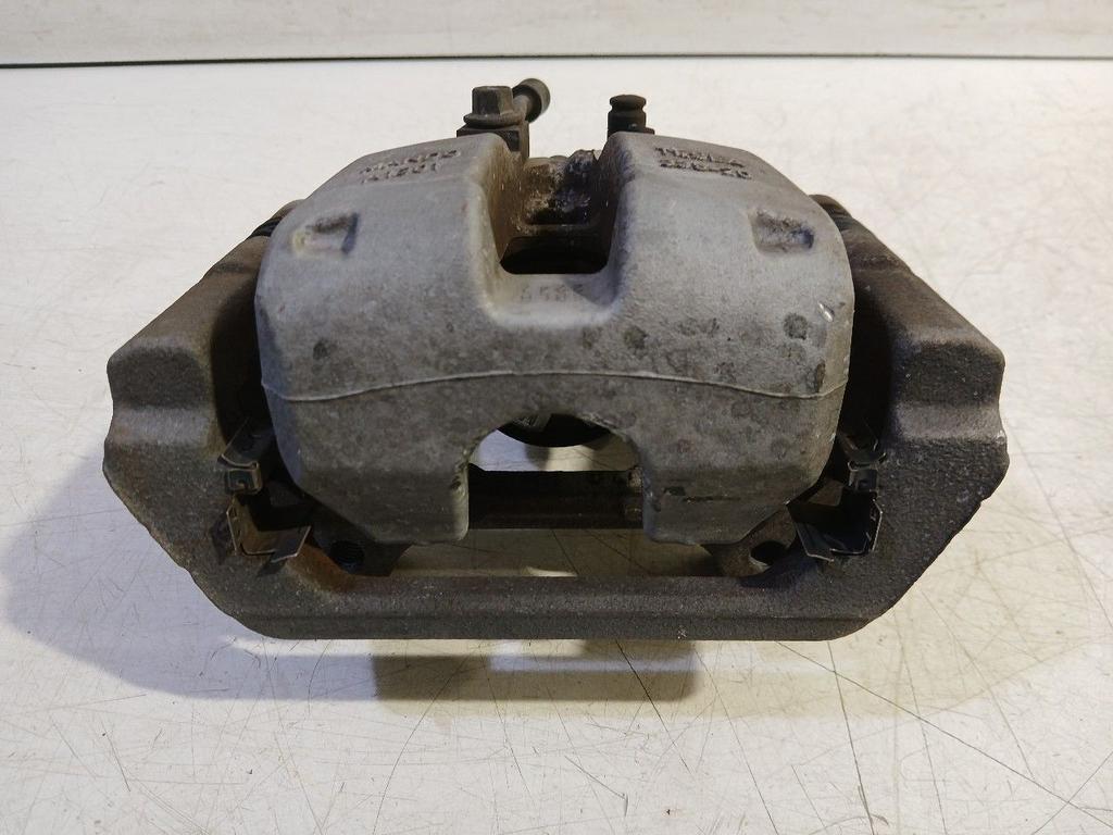 Remklauw rechts achter Tesla Model 3, Onderdelen@venauto.nl, Van der Ven Autorecycling B.V., Gebruikt, Ettenseweg 76, 4706 PB Roosendaal, The Netherlands