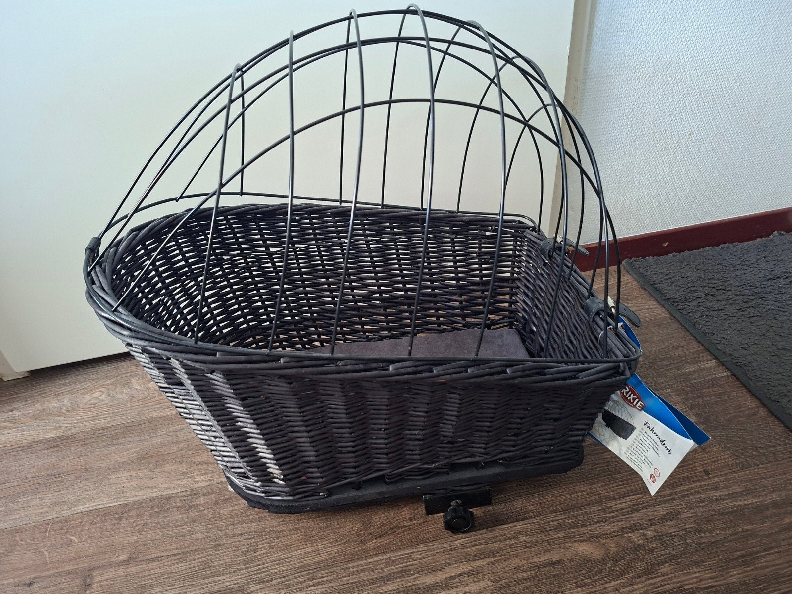Hondenfietsmand, Ophalen