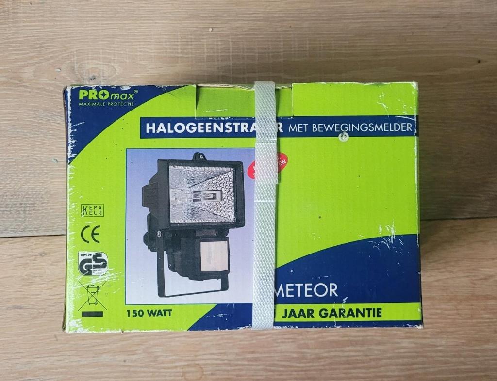 Halogeenstraler met bewegingsmelder 150W (NIEUW IN DOOS), Overige materialen, Bewegingssensor, Overige typen, Nieuw