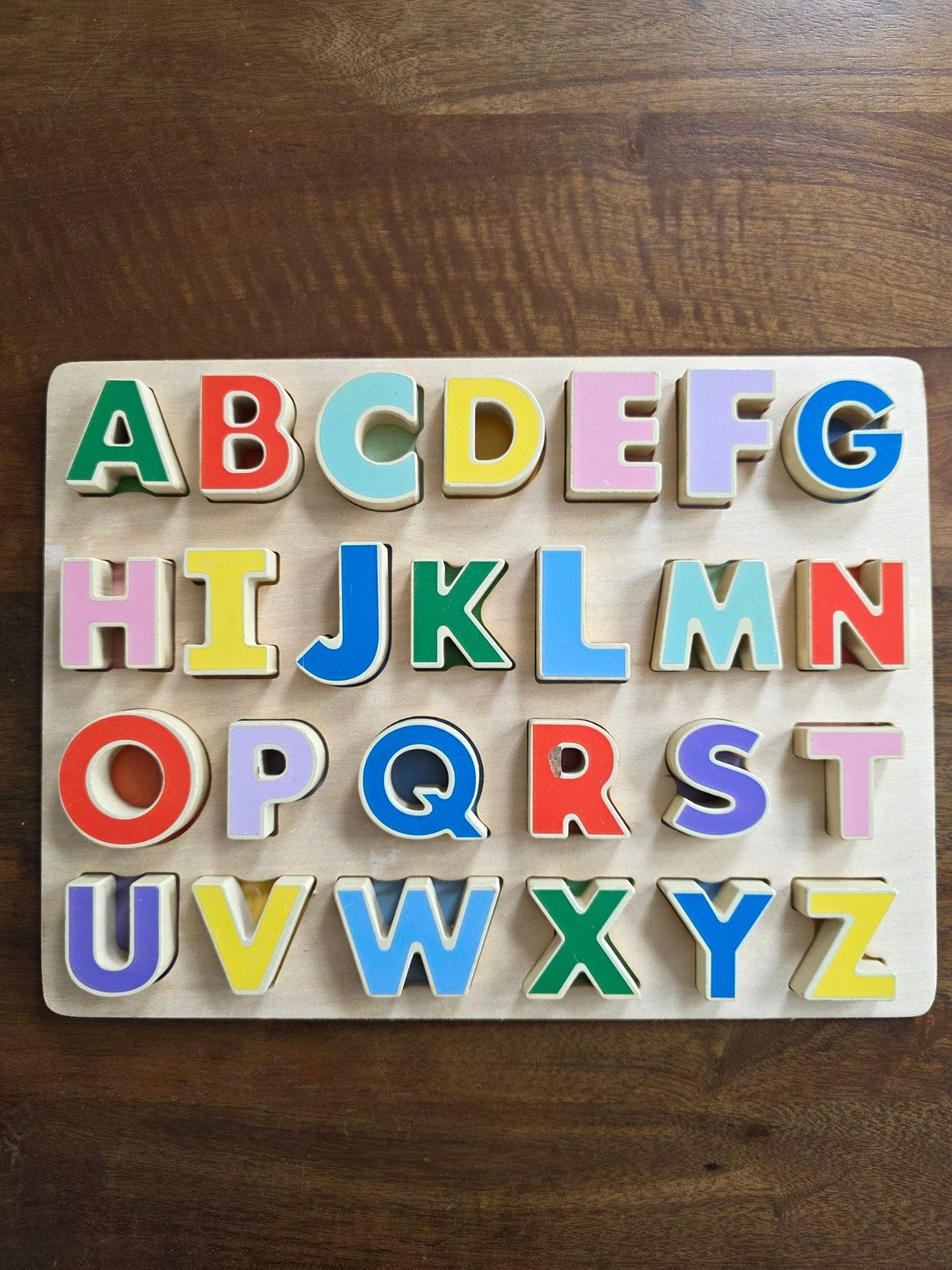Houten alfabet inlegpuzzel, Ophalen, 10 tot 50 stukjes, Zo goed als nieuw, 6 maanden tot 2 jaar
