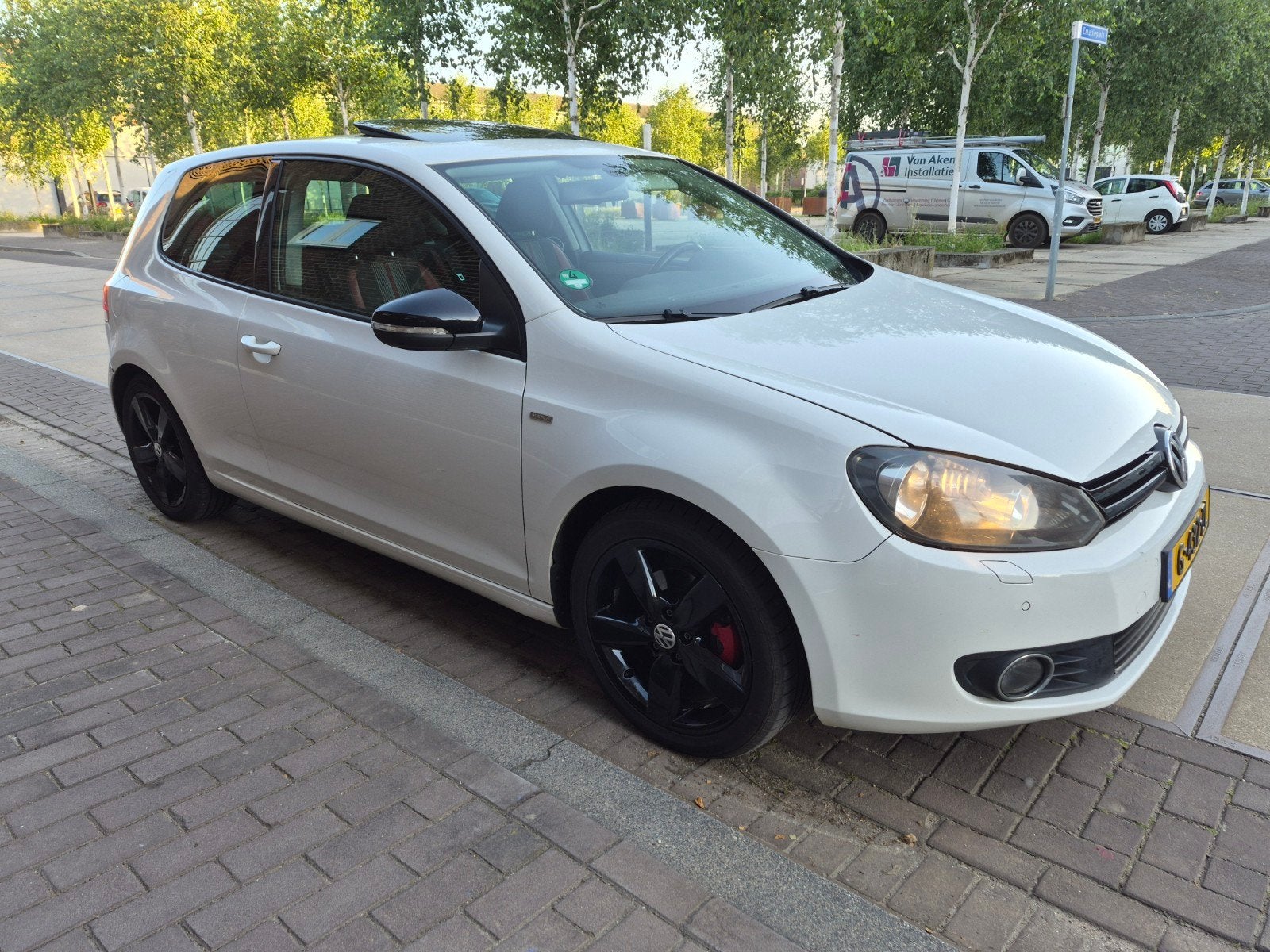 VW Golf 1.2tsi MATCH - Vol opties - Veel vernieuwd, Voorwielaandrijving, 4 cilinders, Handgeschakeld, Grijs