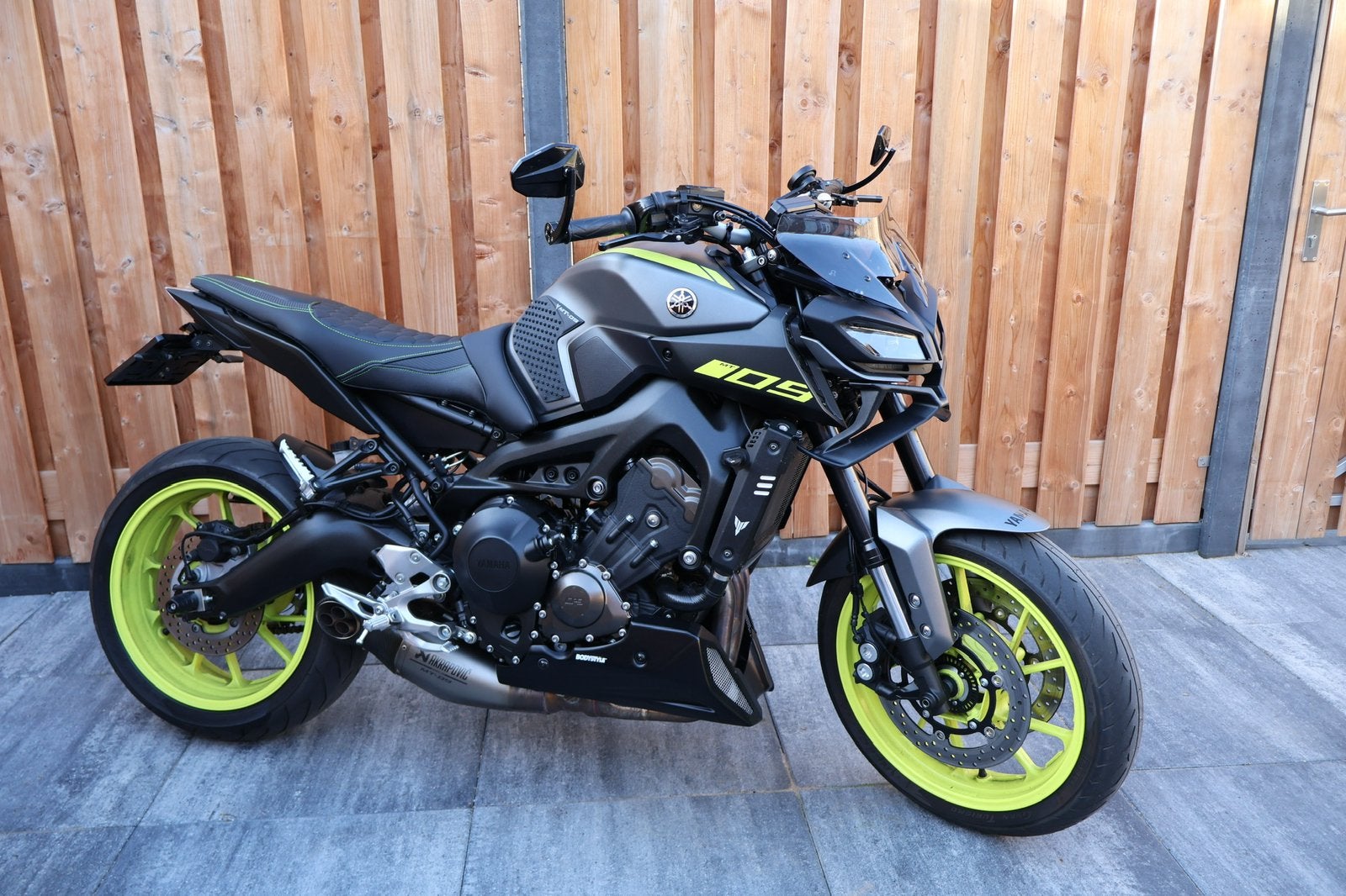 Yamaha MT-09 Night Fluo, Occasion, Motorrijbewijs A, 3 cilinders, Particulier