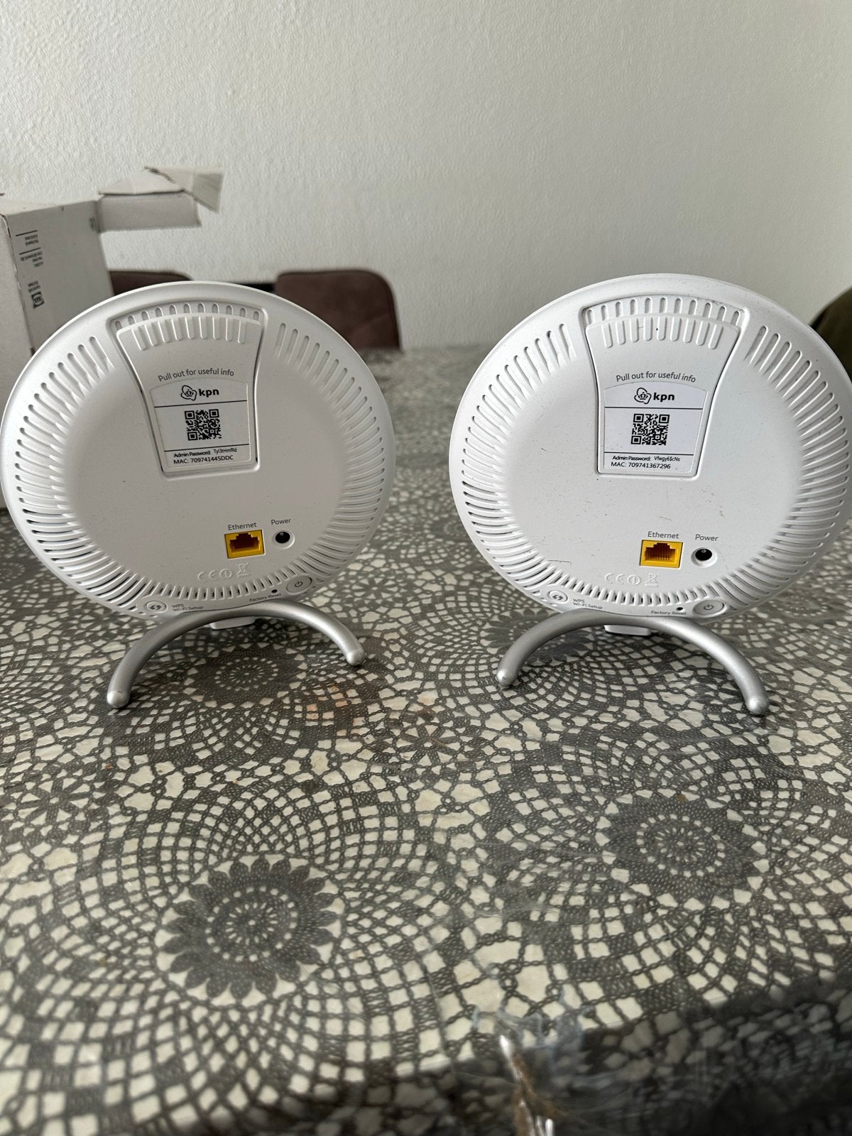 KPN SuperWifi punten (2 stuks) - Zo goed als nieuw, Ophalen of Verzenden, Zo goed als nieuw, Router
