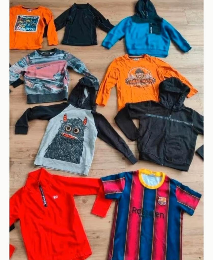 kledingpakket jongen maat 128 12 stuks sportkleding, Ophalen of Verzenden, Maat 128