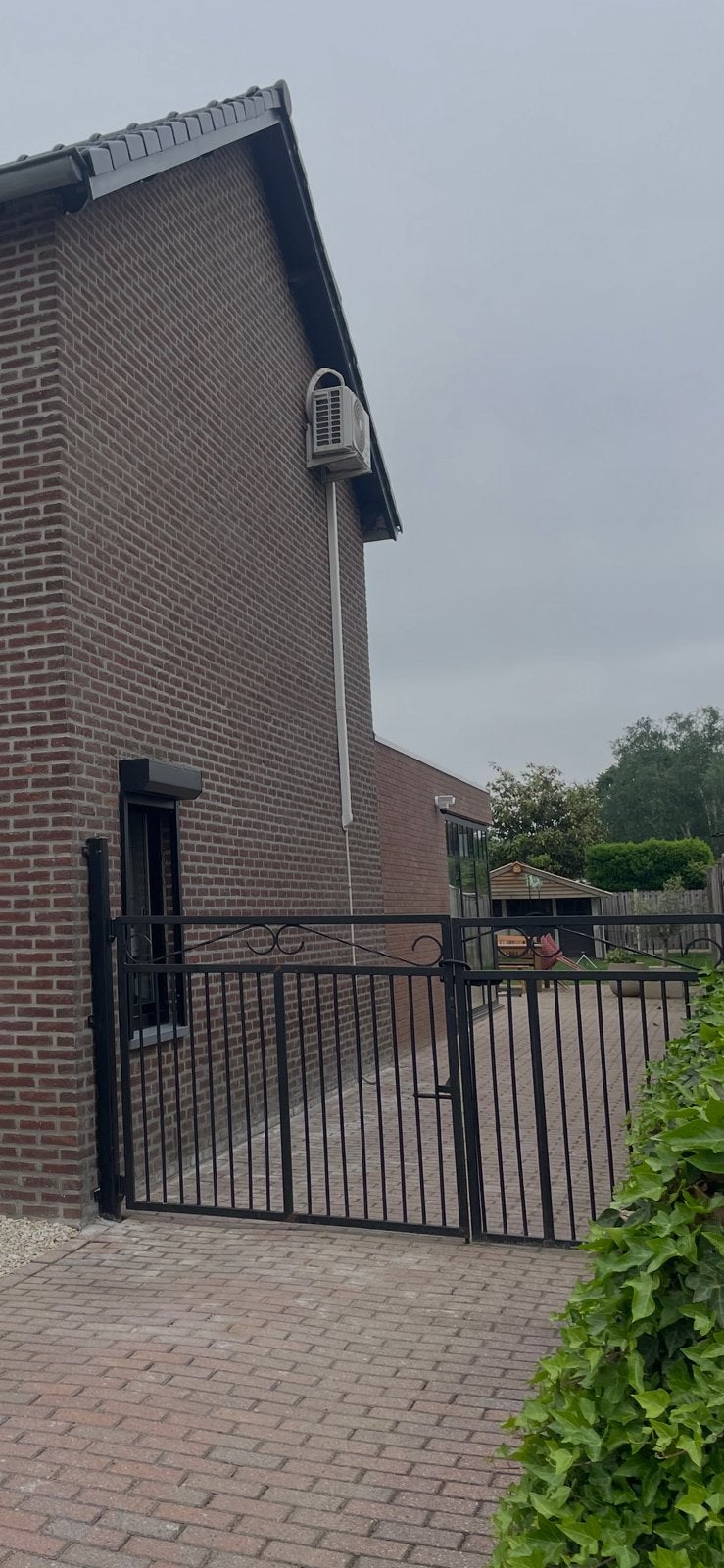 Zwart ijzeren poort frame 285 cm x 140 cm, Tuin en Terras, Tuinpoorten, Ophalen, Gebruikt, 150 tot 200 cm, IJzer