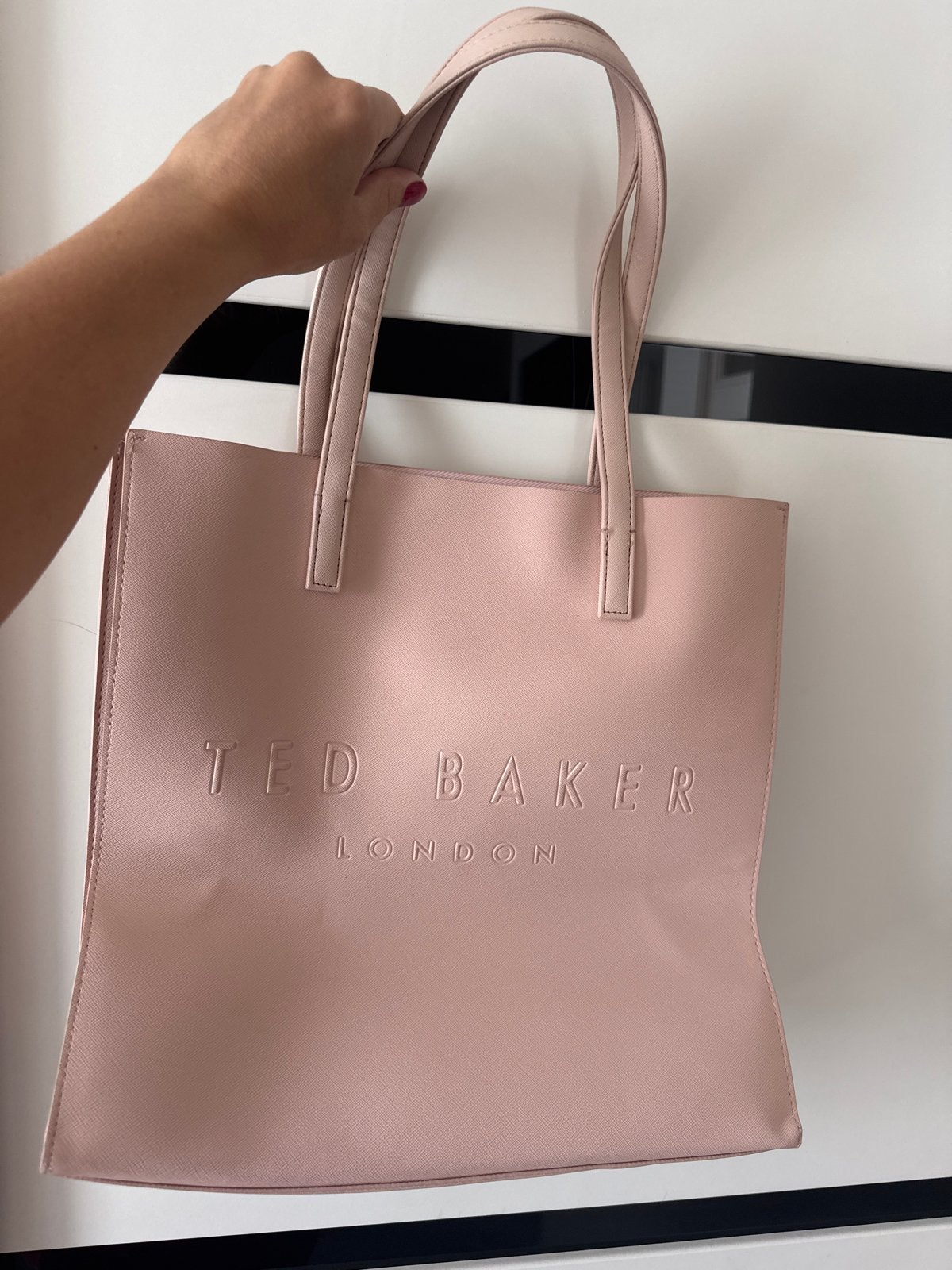 Ted Baker Shopper Roze, Sieraden, Tassen en Uiterlijk, Tassen | Damestassen, Ophalen of Verzenden, Gebruikt, Roze, Shopper