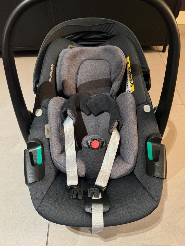 Autostoel Maxi-Cosi Pebble 360 Essential Black+FamilyFix 360, Afneembare rugleuning, Ophalen of Verzenden, Zo goed als nieuw, Isofix