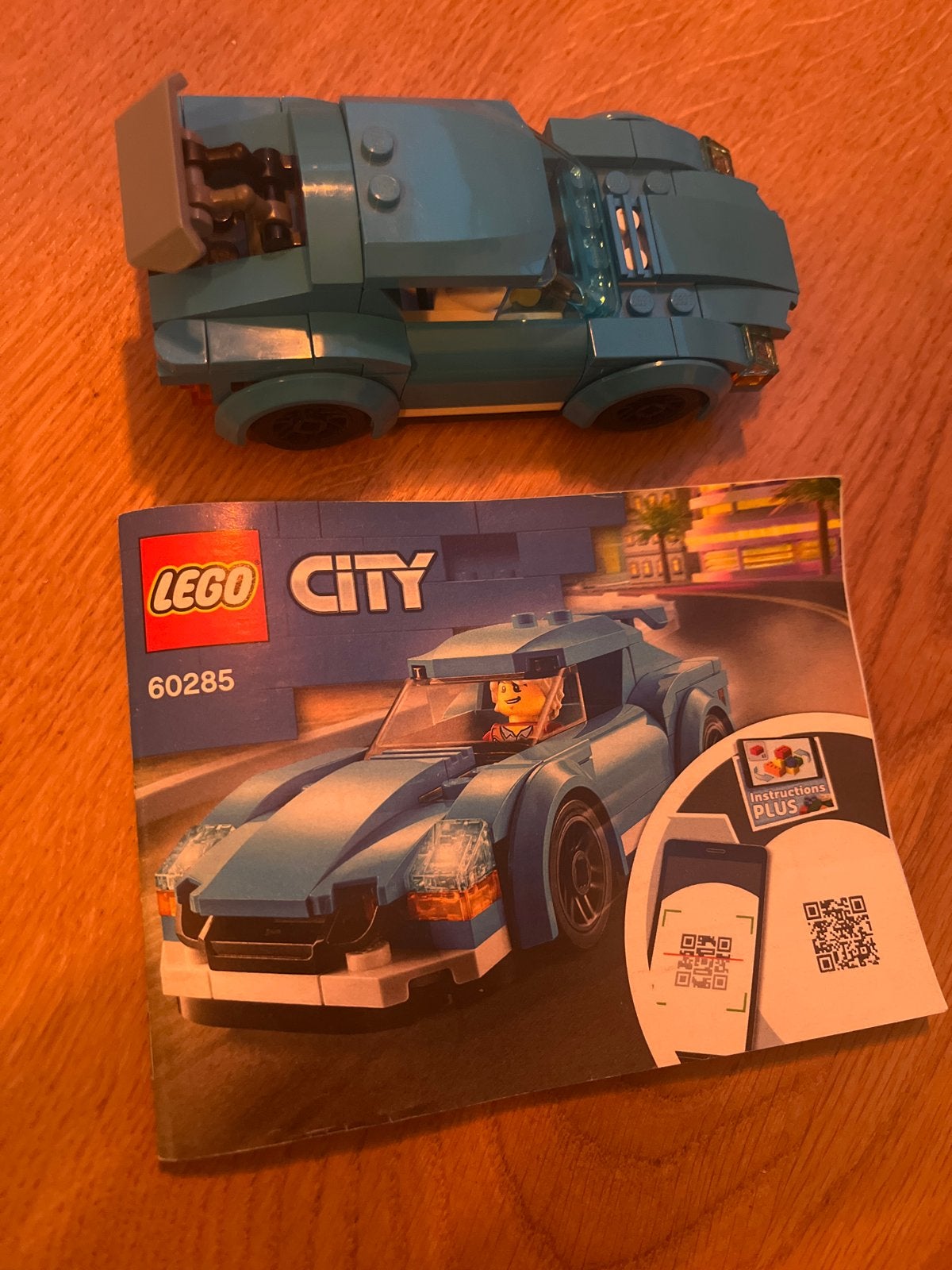 Lego City Sportwagen 60285 met instructies, Lego, Ophalen of Verzenden, Compleet, Complete set