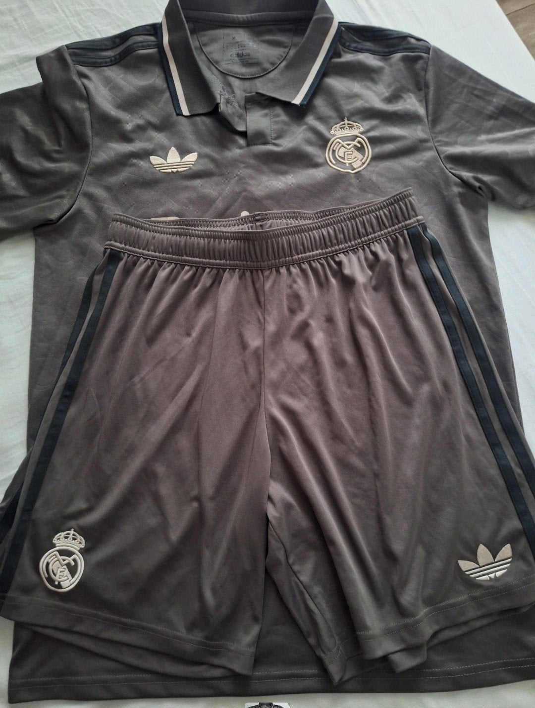 jongens adidas sport kleren maat M [net nieuw], Ophalen of Verzenden, Zo goed als nieuw, Blauw