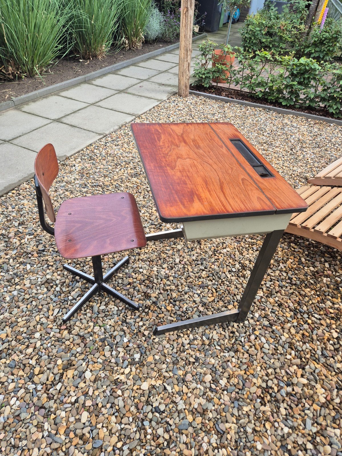 Vintage lessenaartje!, Kinderen en Baby's, Ophalen, Gebruikt, Tafel(s) en Stoel(en)