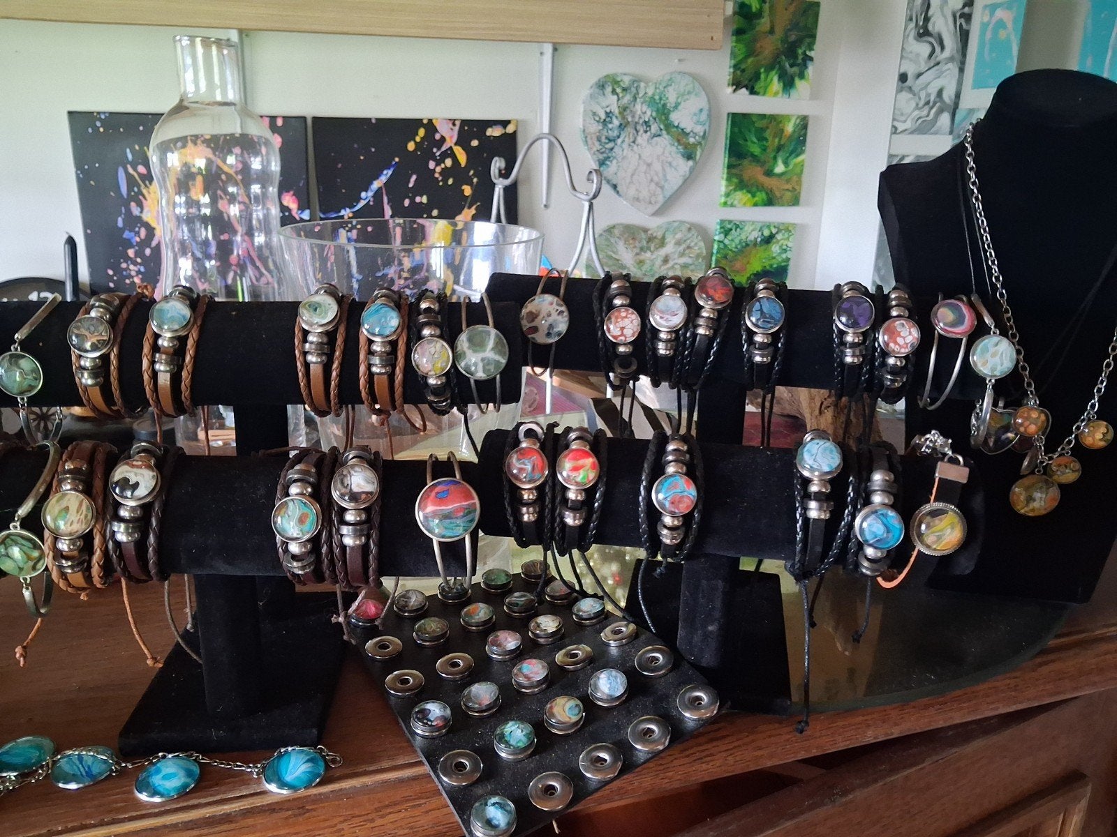 Grote partij handgemaakte fluid art sieraden (ca. 550 stuks), Ophalen, Overige materialen, Verstelbaar, Overige kleuren