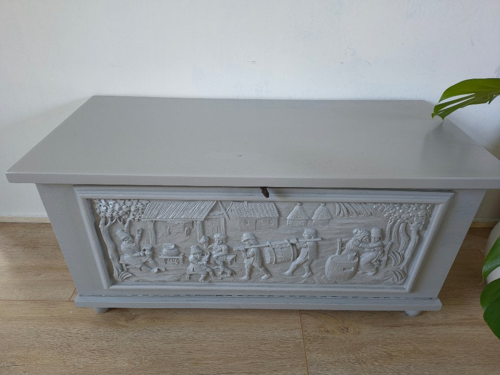Vintage Kast / Kist met Houtsnijwerk, 50 – 75, Minder dan 50 cm, 100 tot 150 cm, Ophalen of Verzenden