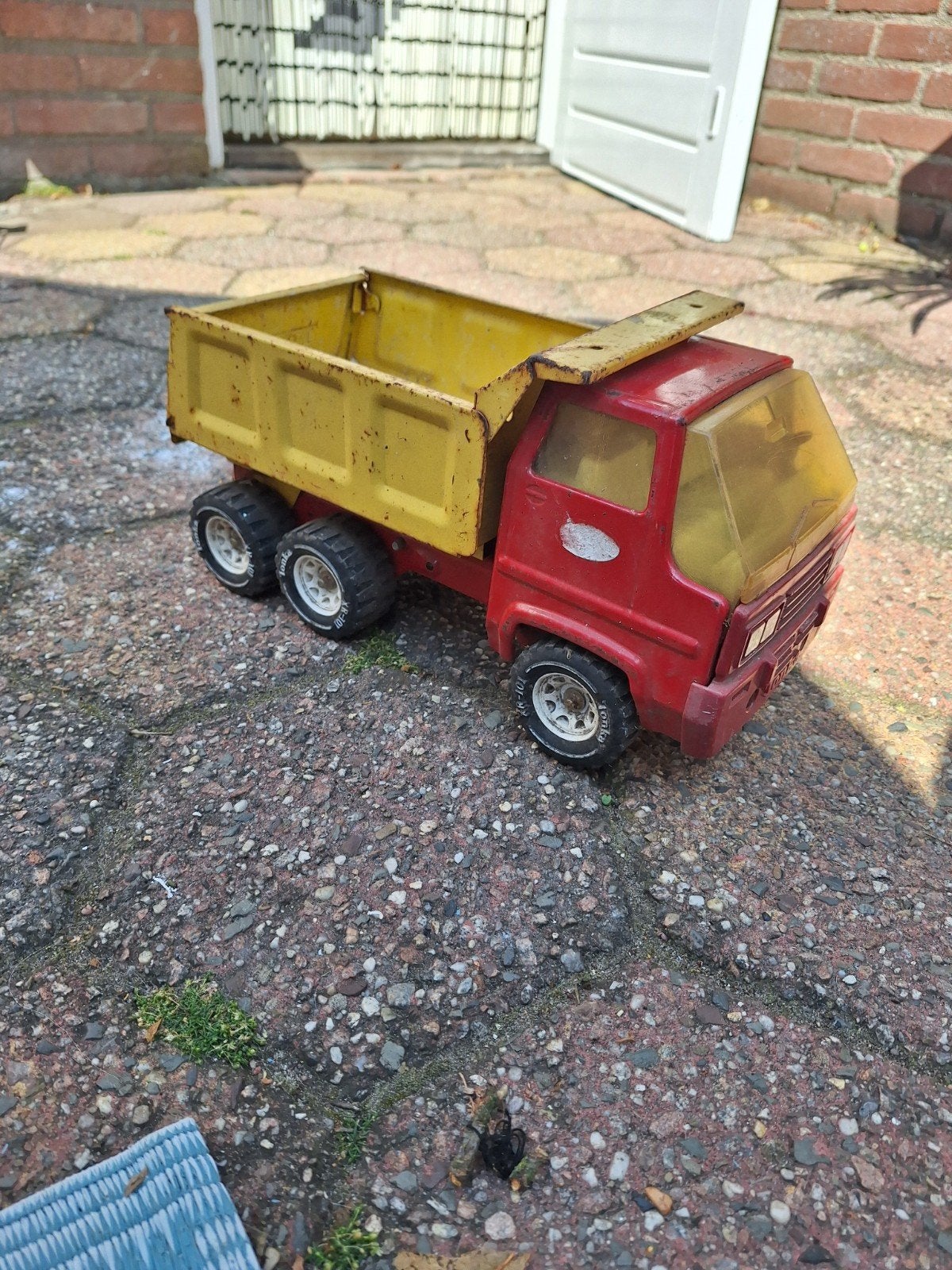 Tonka, Ophalen, Overige merken