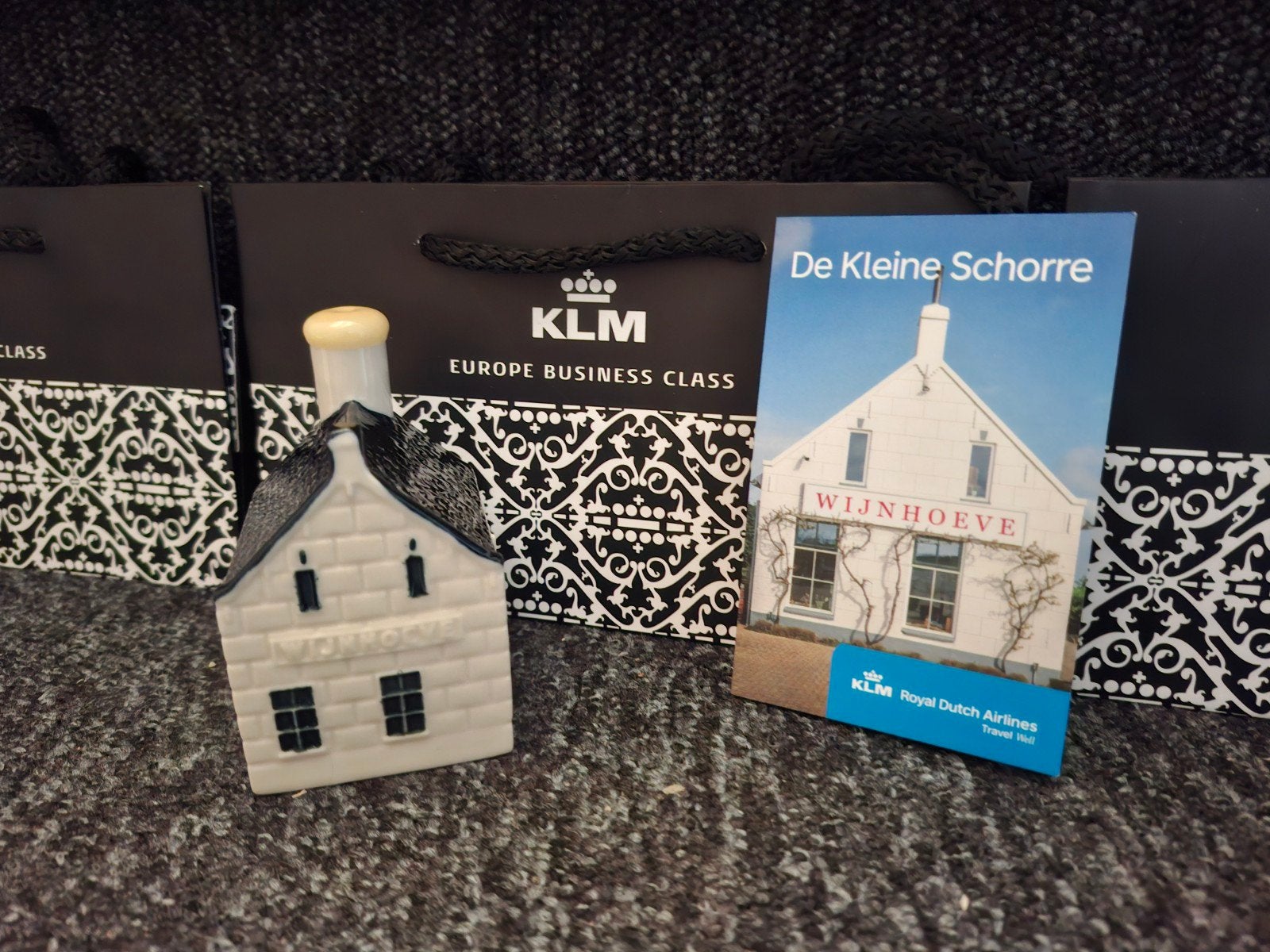 KLM huisje 107 met flyer en tasje !!!, Ophalen of Verzenden, Nieuw, 81 t/m 91, Gevuld