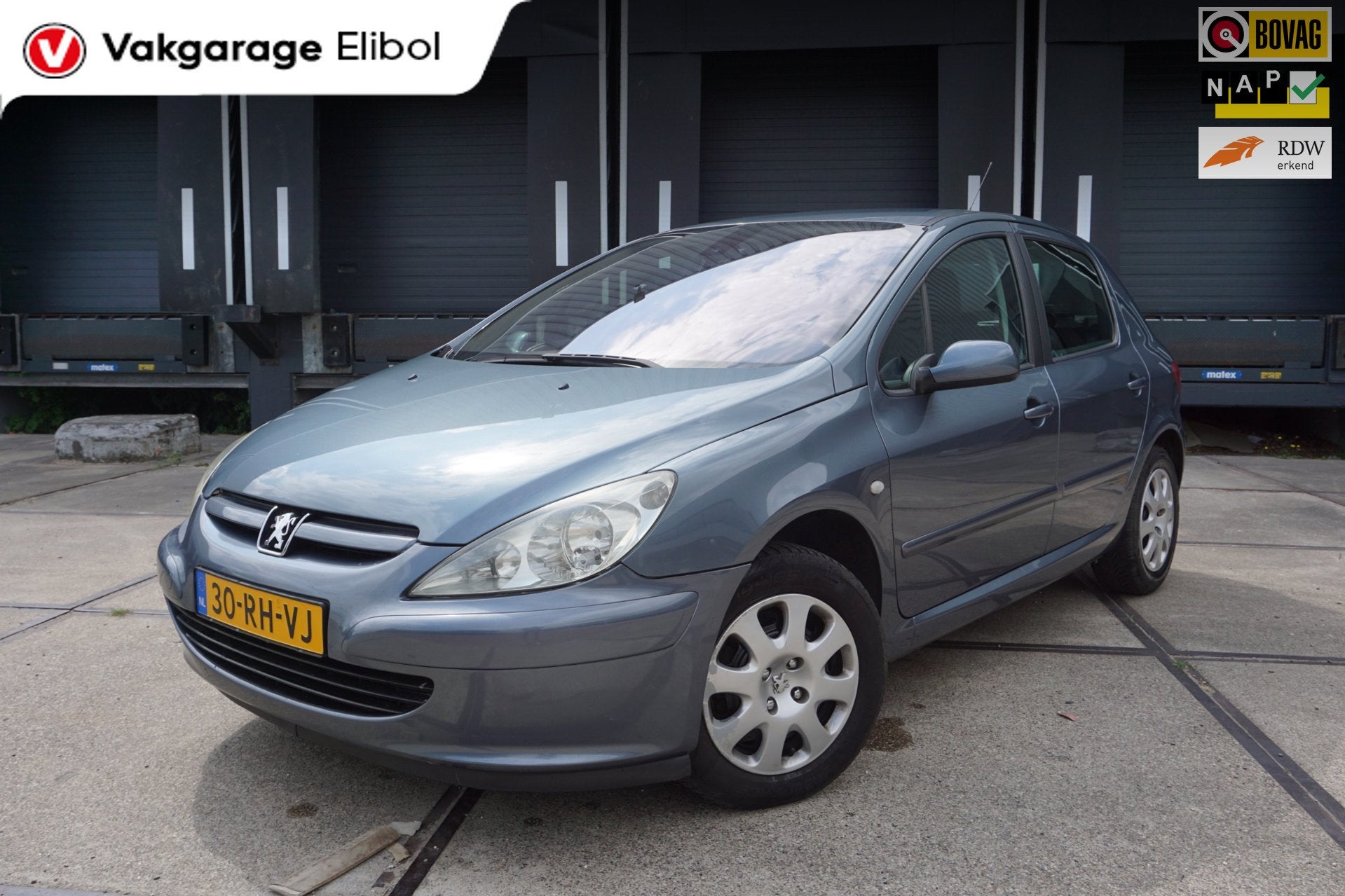 Peugeot 307 1.6-16V XS, Voorwielaandrijving, Dealer onderhouden, Stof, Gebruikt
