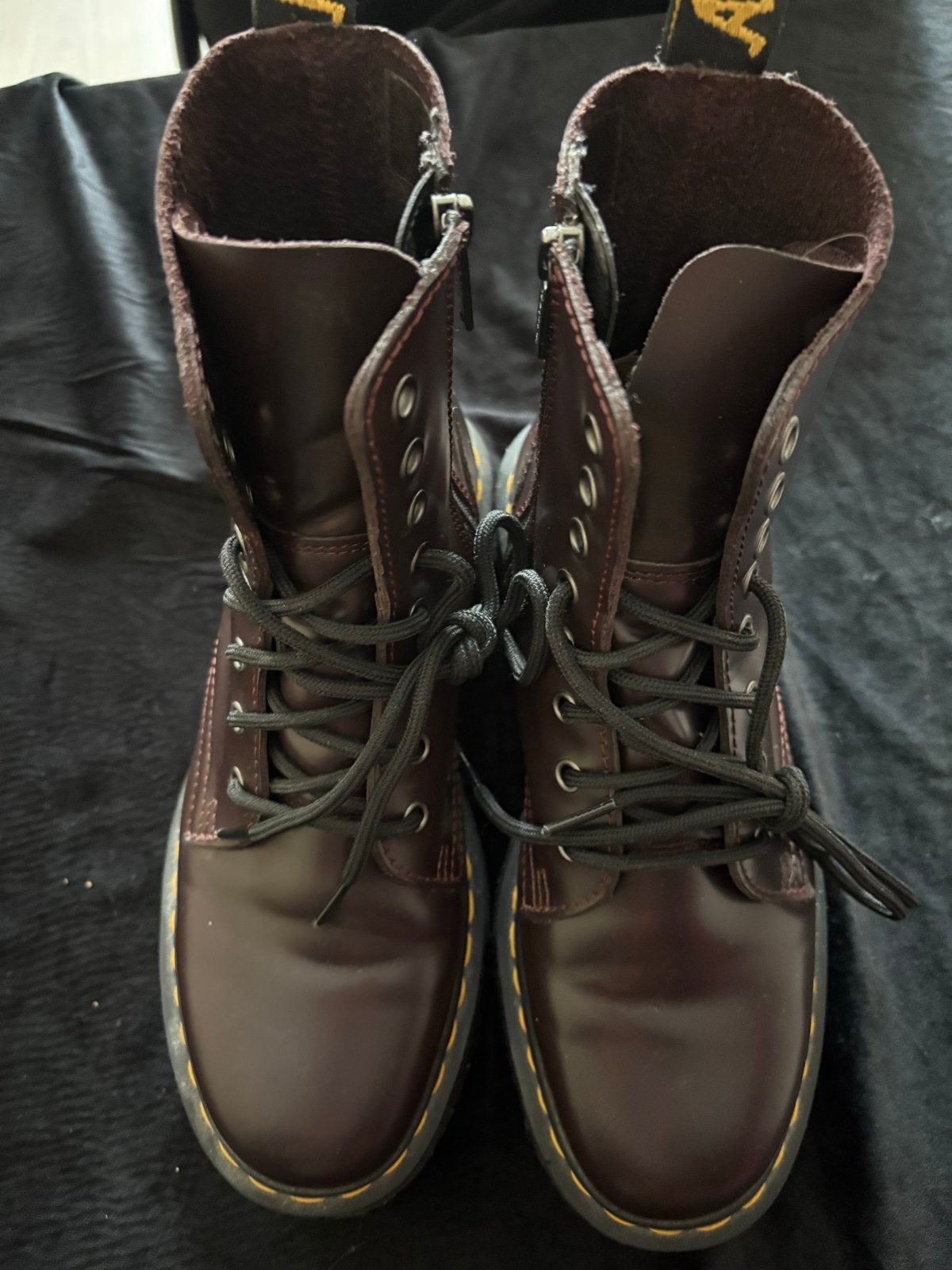 Dr. Martens Jadon Cherry Red Maat 41, Verzenden, Gedragen, Bruin, Lage of Enkellaarzen