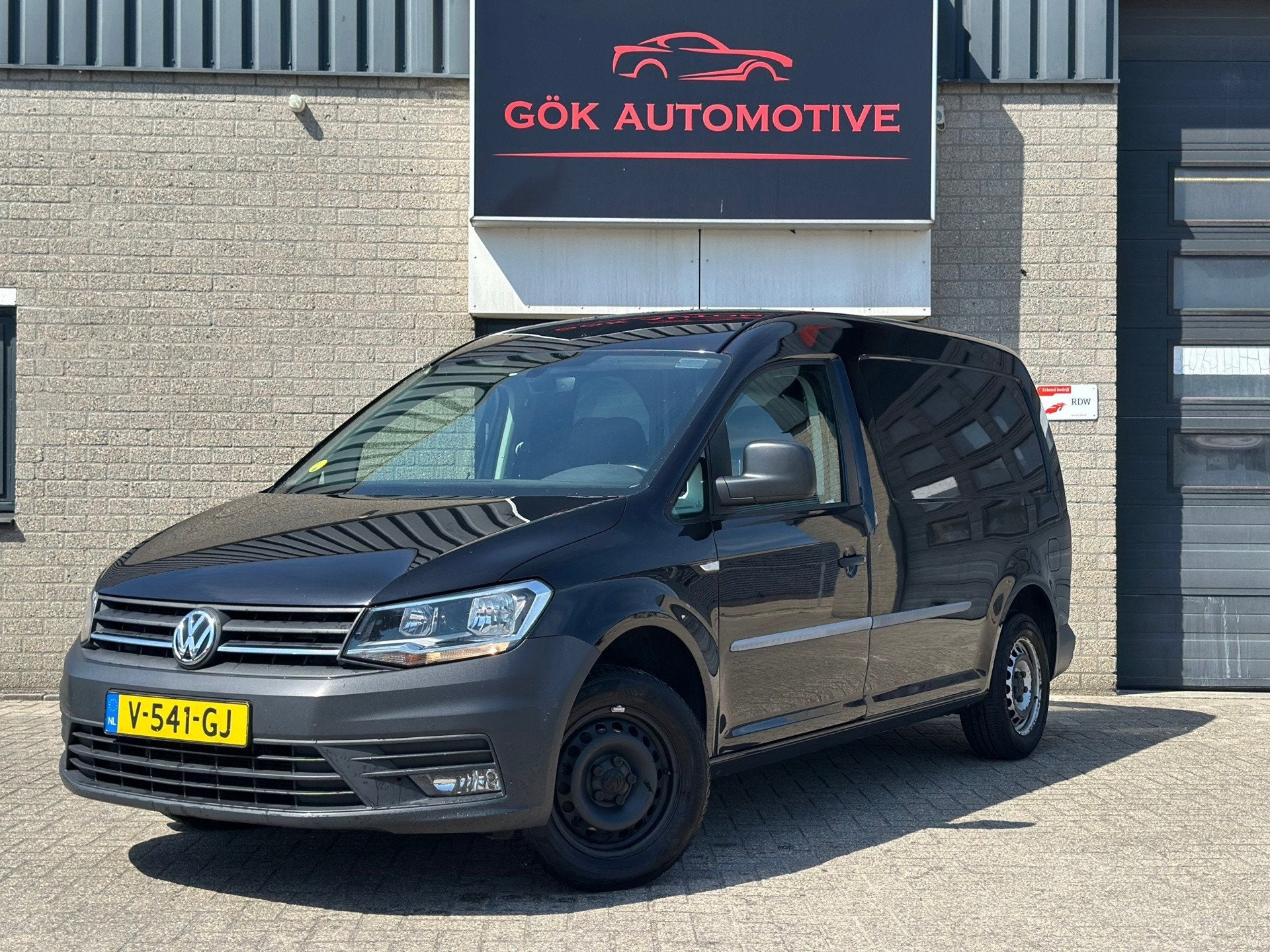Volkswagen Caddy 2.0 TDI L2H1 BMT Maxi Highline / MARGE / Au, Auto's, Stof, 4 cilinders, Volkswagen, Bedrijf