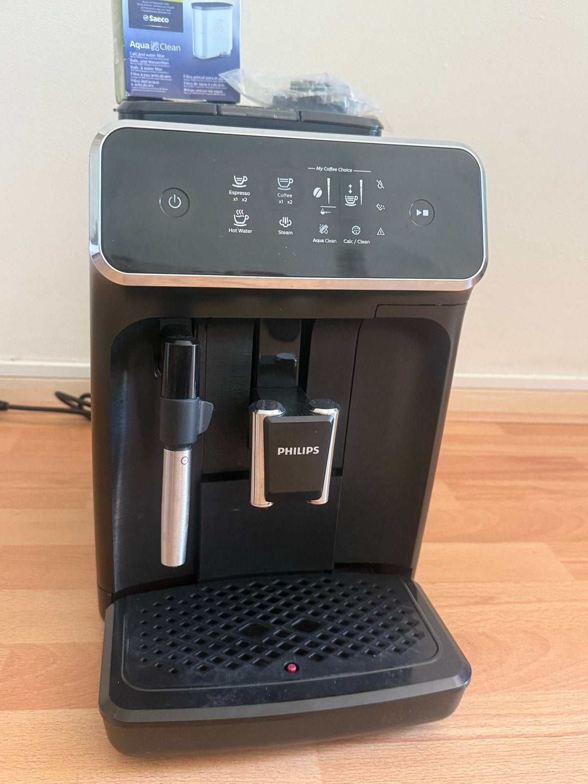 Philips 2200 Serie Volautomatische Espressomachine, Witgoed en Apparatuur, Koffiezetapparaten, Ophalen, Afneembaar waterreservoir