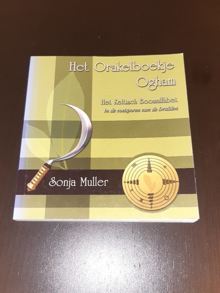Keltisch boomalfabet Sonja Muller nieuwstaat, Ophalen of Verzenden, Zo goed als nieuw, Spiritualiteit algemeen, Overige typen