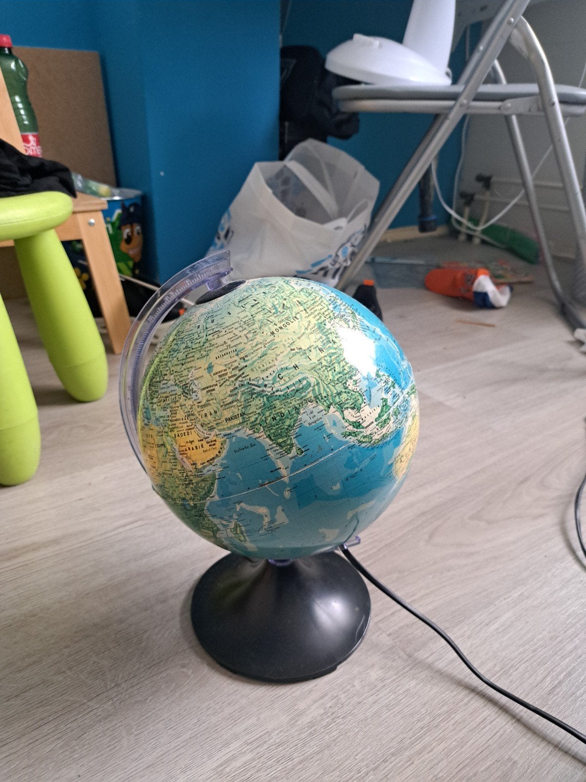 Wereldbol lamp - Verlichte globe, Ophalen