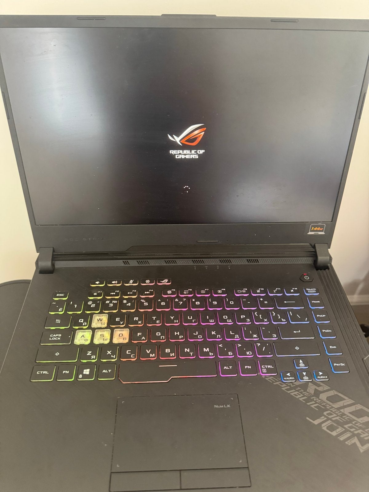 ASUS ROG Strix G15 Gaming Laptop i7-10750H RTX 2070, Gebruikt, Met videokaart, 2 tot 3 Ghz, Ophalen of Verzenden
