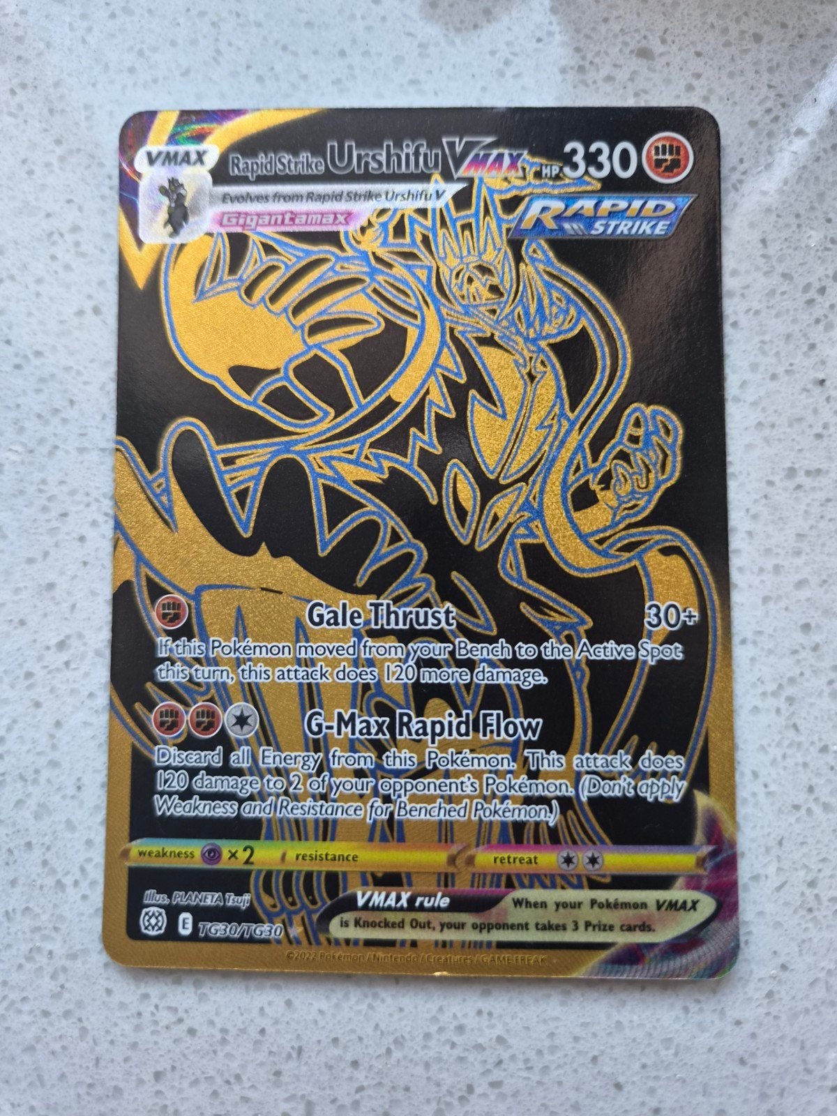 Originele Gigantamax Rapid Strike Urshifu Vmax pokemonkaart, Ophalen of Verzenden, Zo goed als nieuw