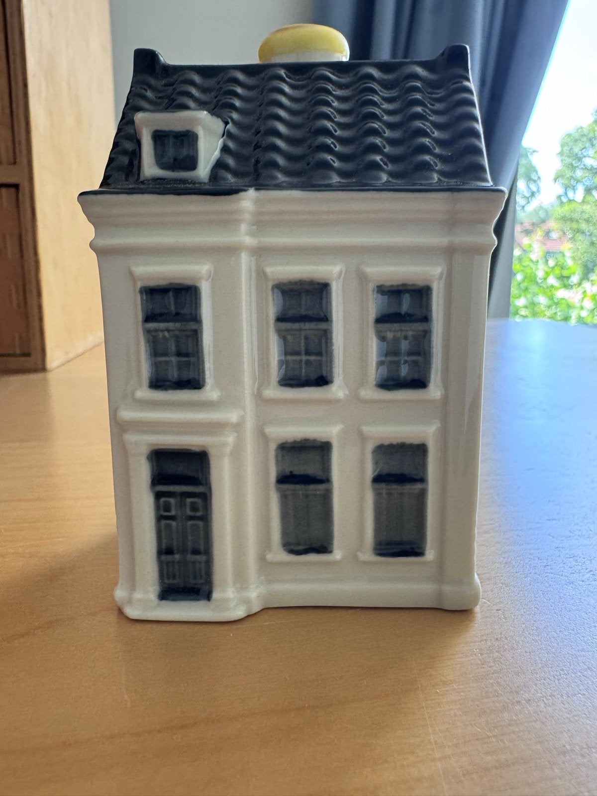 KLM BOLS Delfts Blauw Huisje nr. 98, Ophalen, Zo goed als nieuw, Porselein, Beeldje(s)