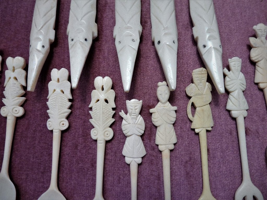 Aziatische cocktailset  lepeltjes vorkjes bestekleggers 1930, Overige typen, Handgemaakt, China, Overige materialen