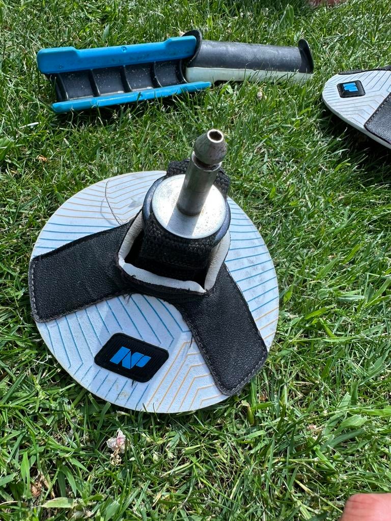 Mastvoet inclusief bescherming, Watersport en Boten, Windsurfen, Ophalen of Verzenden, Zo goed als nieuw, Overige typen
