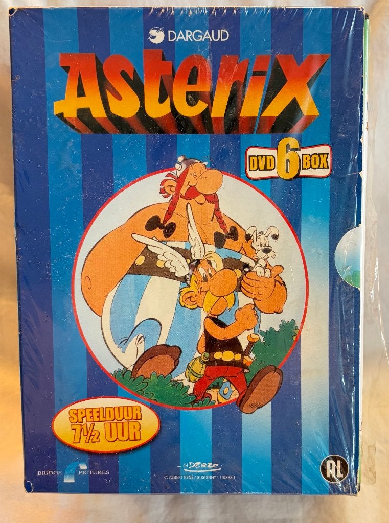 ASTRIX 6 DVD BOX nieuw in plastic, Cd's en Dvd's, Dvd's | Tekenfilms en Animatie, Nieuw in verpakking, Europees, Tekenfilm, Boxset