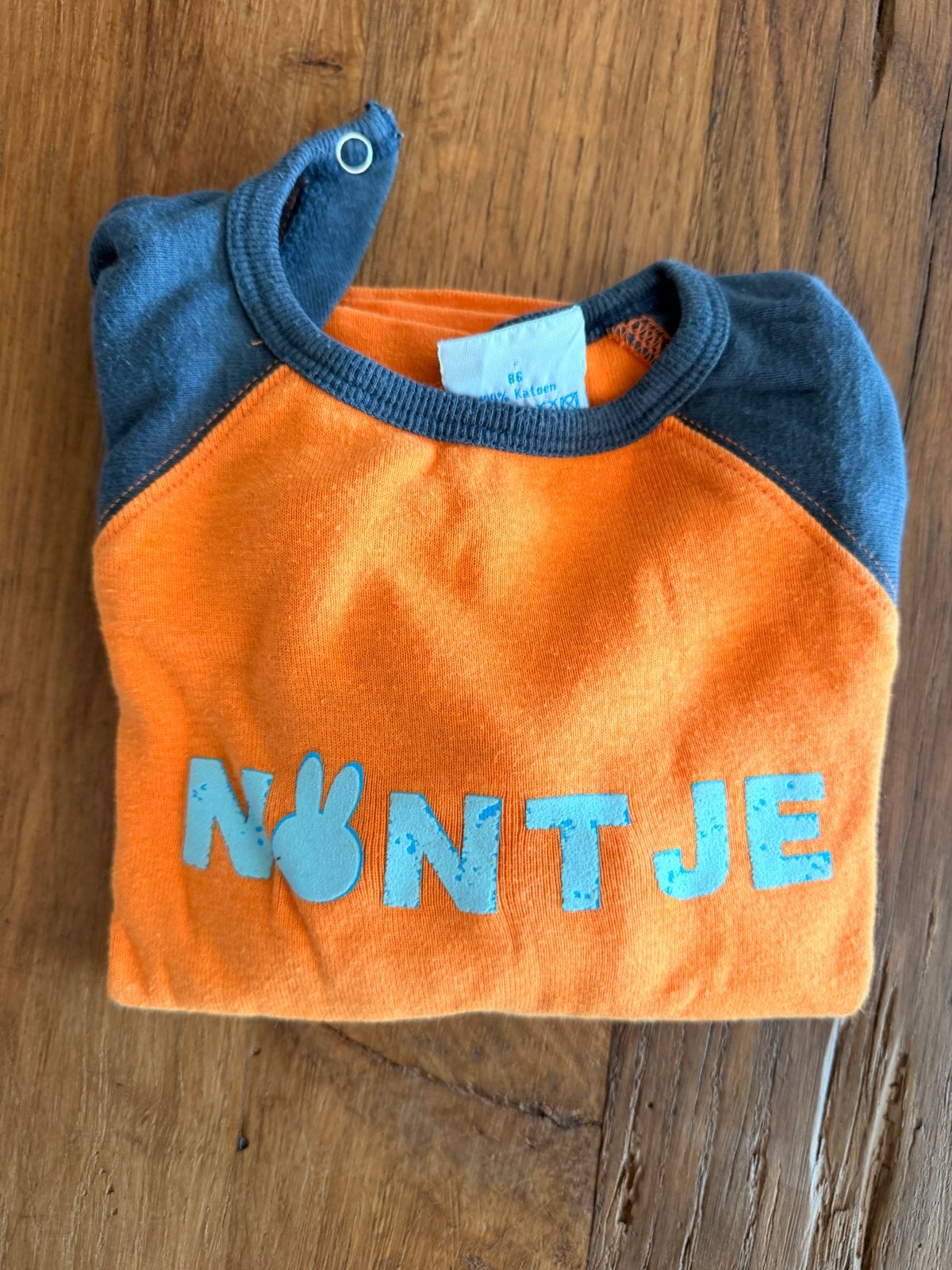 Nijntje oranje shirt (86) en spencer mexx (92), Ophalen of Verzenden, Gebruikt, Jongen of Meisje, Shirt of Longsleeve