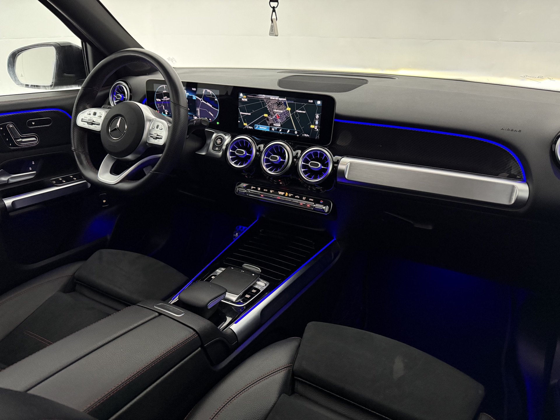 Mercedes-Benz GLB 200 AMG 7p. | Pano | Camera | Virtual | Sf, Auto's, Euro 6, 4 cilinders, Adaptive Cruise Control, 7 stoelen