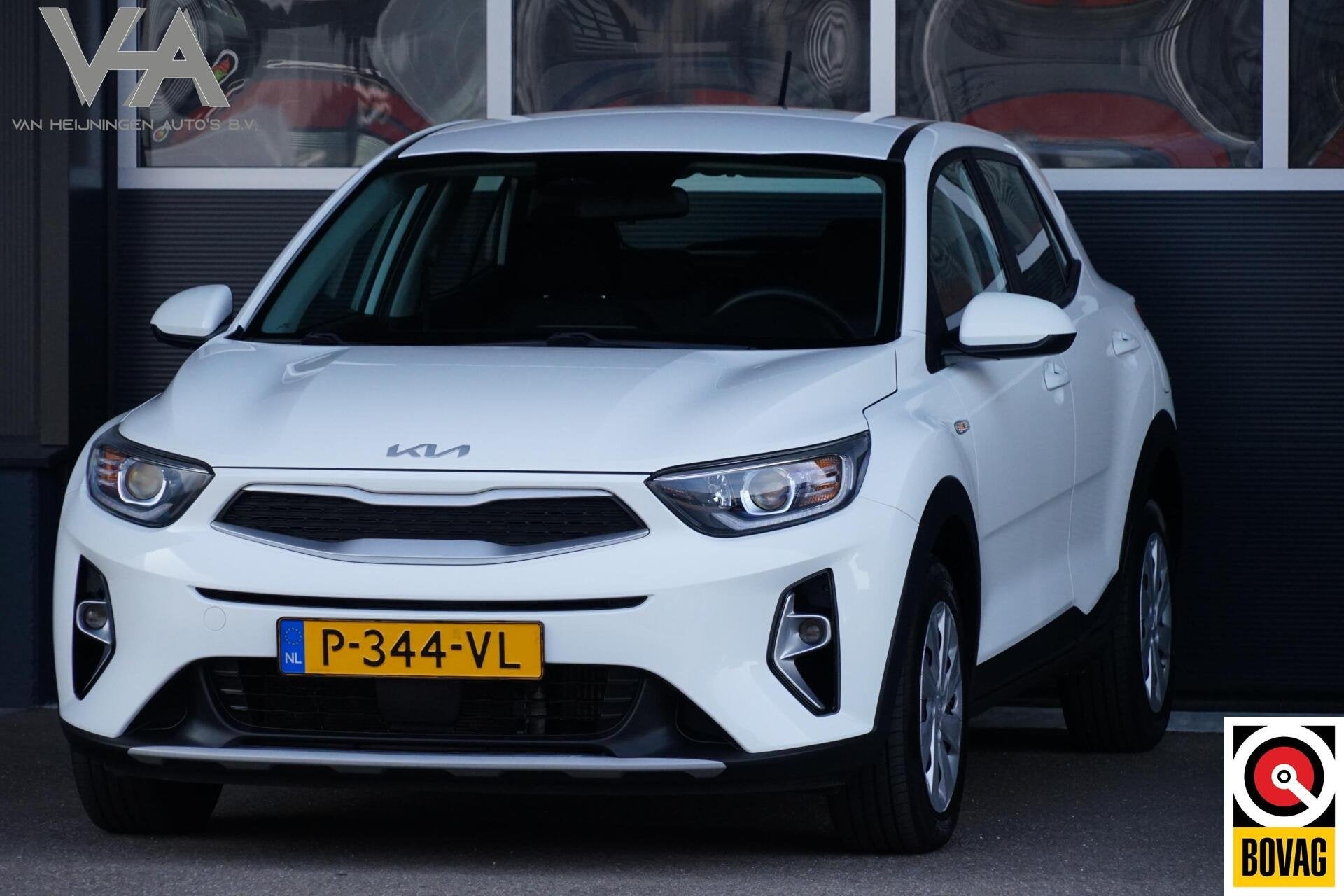 Kia Stonic 1.0 T-GDi MHEV ComfortLine NL, 1e eig. CarPlay, Voorwielaandrijving, Dealer onderhouden, 450 kg, Gebruikt