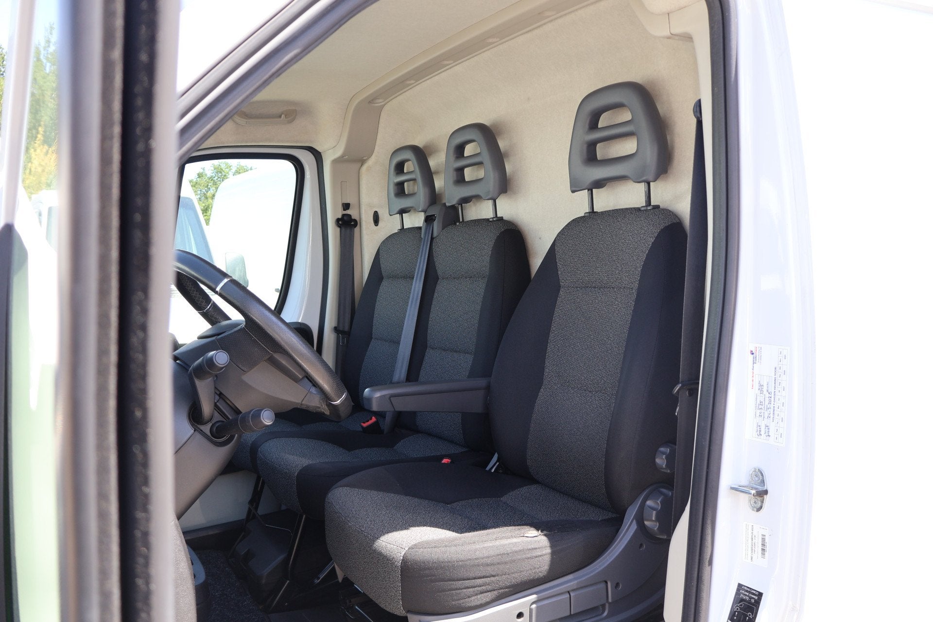 Fiat Ducato 2.3 MultiJet L2 H1 Koelwagen Dag en Nacht, Voorwielaandrijving, Gebruikt, Euro 6, Wit