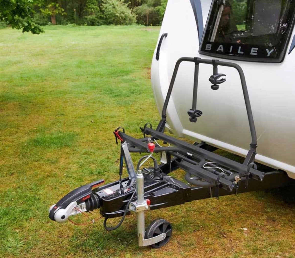 Thule Caravan Superb XT 302031 Fietsendrager Caravan, Ophalen, Thule Sweden AB, Borggatan 5 335 73 Hillerstorp Zweden, Zo goed als nieuw