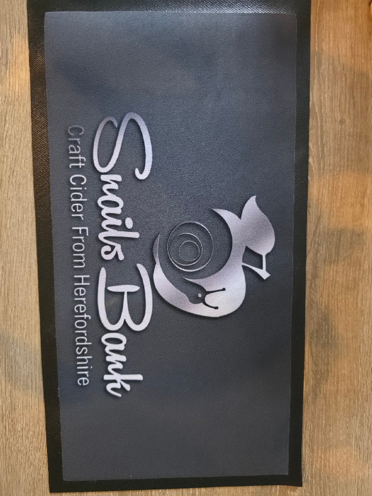 Snails Bank Bar Runner - Craft Cider From Herefordshire, Ophalen of Verzenden