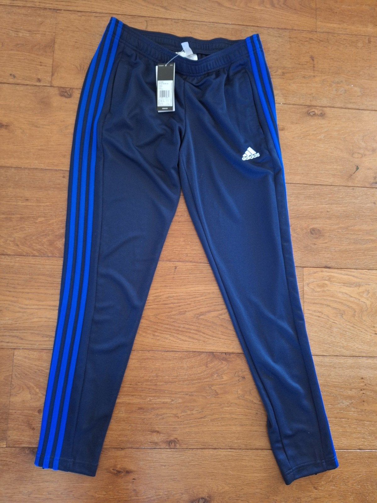 trainingsbroek Adidas nieuw dames M, Kleding | Dames, Maat 38/40 (M), Overige typen, Nieuw, Ophalen of Verzenden