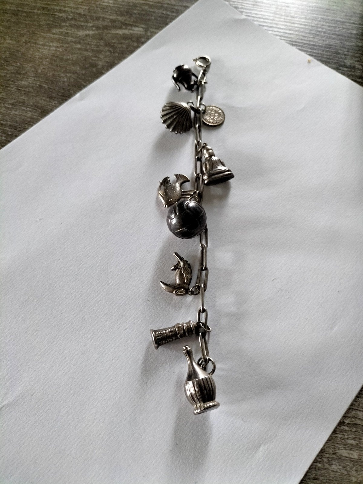 Antieke Zilveren Bedelarmband met Grote Bedels, Verzenden, Zilver, Armband