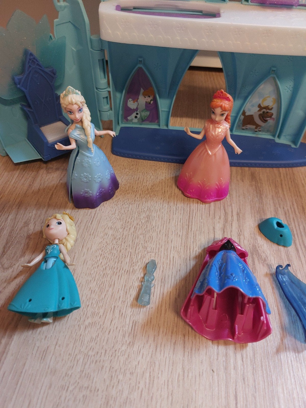 Frozen kasteel met Elsa en Anna, Verzamelen, Ophalen of Verzenden