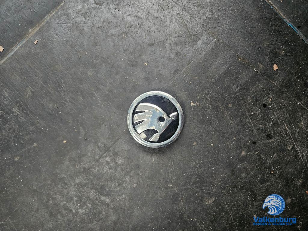 ORIGINELE Skoda naafkap naafdop zwart