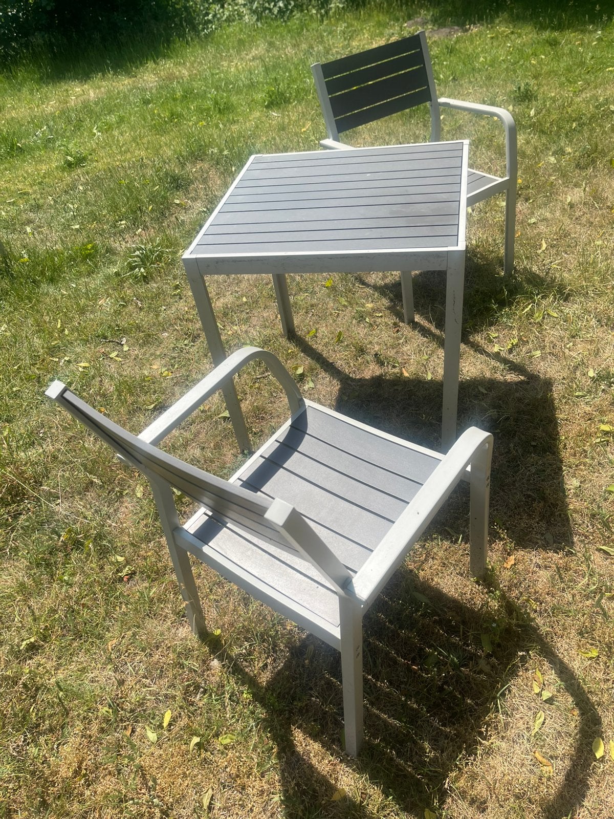 Kleine sjalland tafel + stoelen, Ophalen, Zo goed als nieuw, Campingstoel